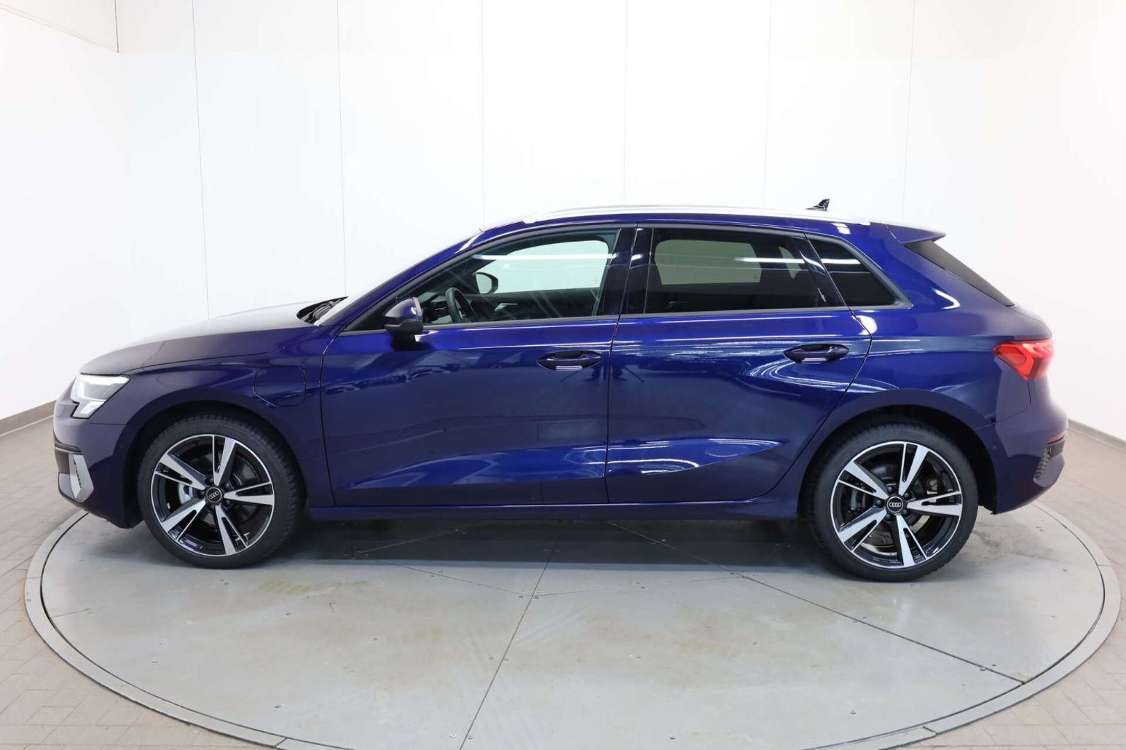 AUDI A3 SPORTBACK - 40 TFSI e ADVANCED