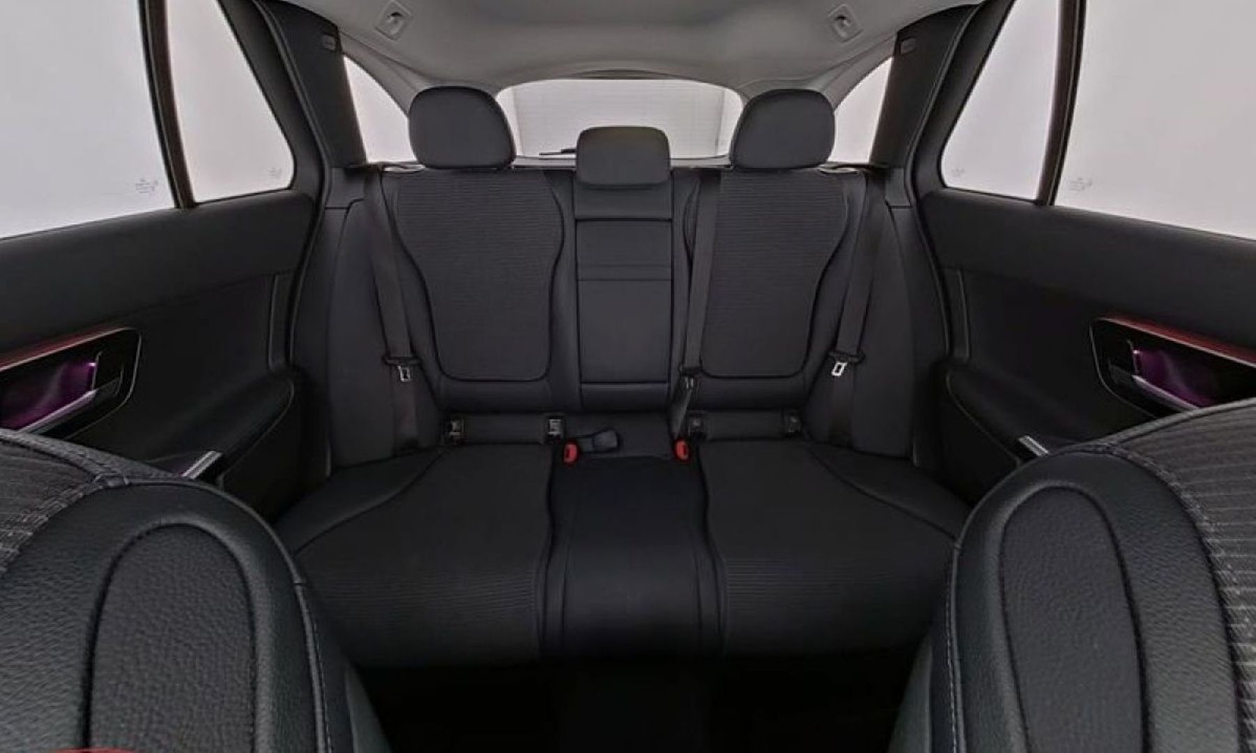 MERCEDES-BENZ Classe C - 220d BVA9 AVANTGARDE