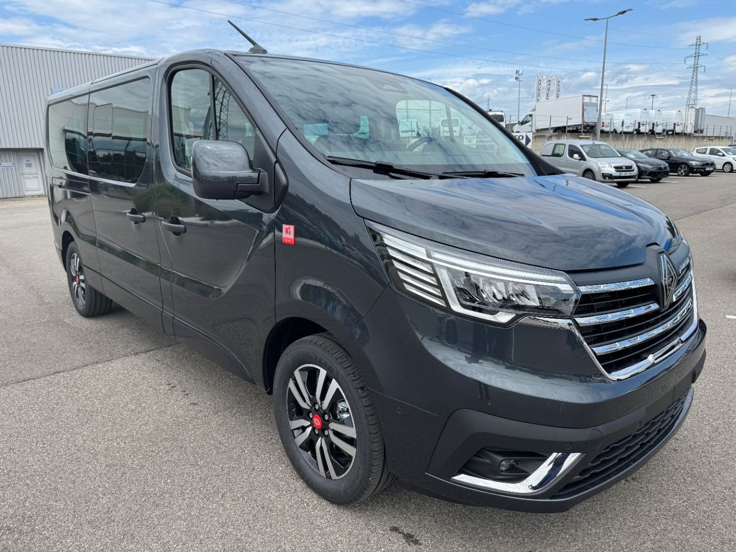 RENAULT TRAFIC COMBI L2 Blue dCi 150 BVA9 9PL
